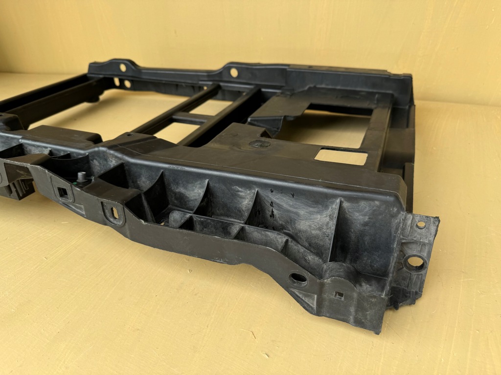 фото №10, Citroen c3 iii 3 peugeot 208 207 pas передний усилитель перед 9677952180