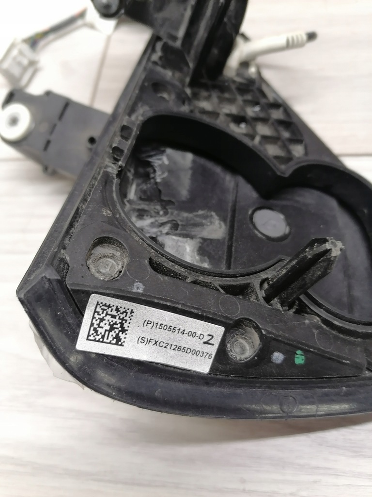 фото №5, Tesla 3 кришка порт заряджання 1505514-00-d