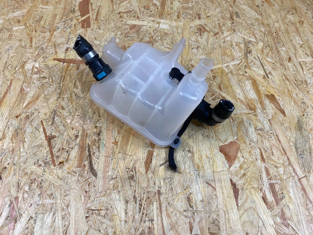 фото №7, Бак бачок розширювальний jaguar i-pace j9d3-8a080-bd 2018-