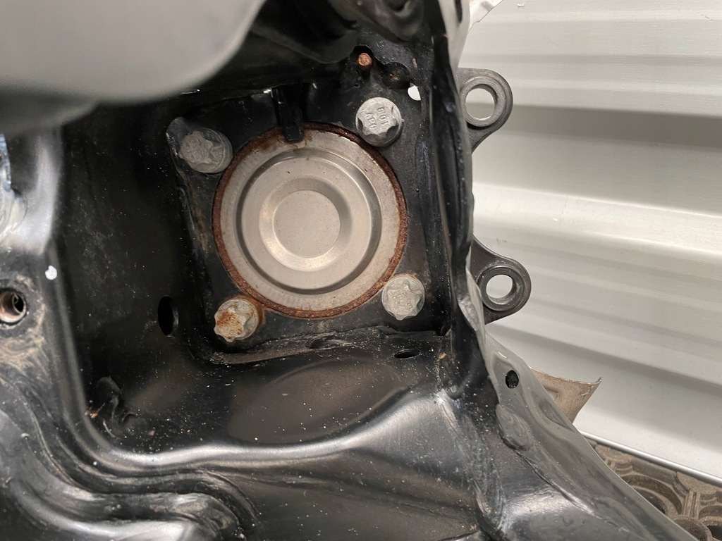 фото №5, Mini f60 поворотный кулак рычаги правый задняя 8842880