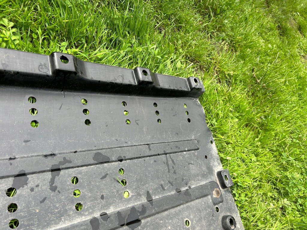 фото №13, Захист нижня підвіска права audi a4 b6 sedan kombi