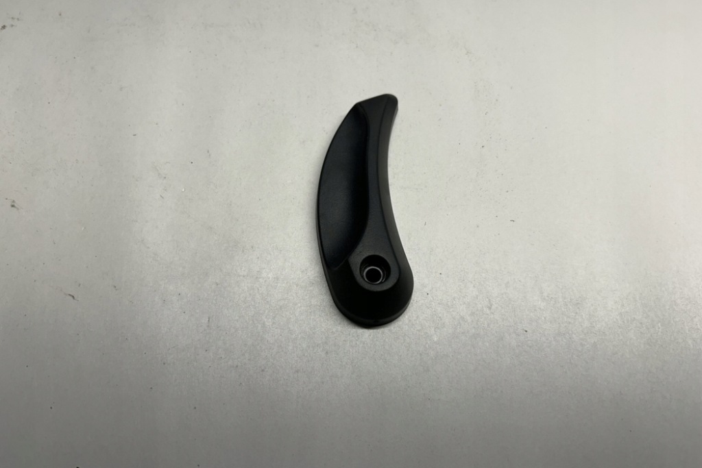 фото №10, Ручка відкривання капот bmw 7 f01, f02 9113984 4.4l бензиновий 330kw 2014