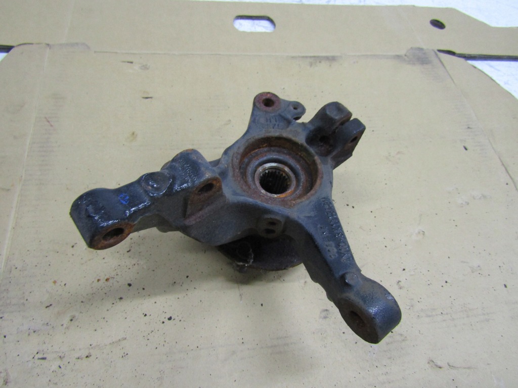 фото №5, Ford fiesta mk7 поворотный кулак левая перед