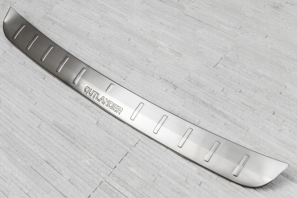 фото №5, Mitsubishi outlander iii стальной молдинг бампера
