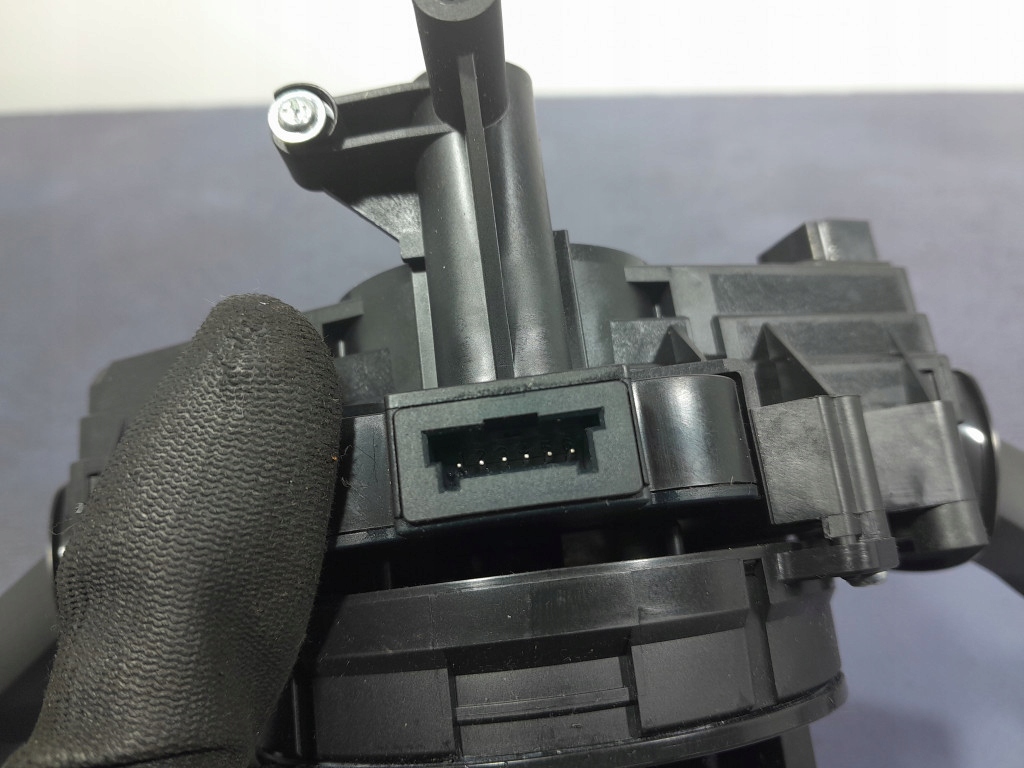 Opel astra j переключатель комбинированный лента 22914039 Цена