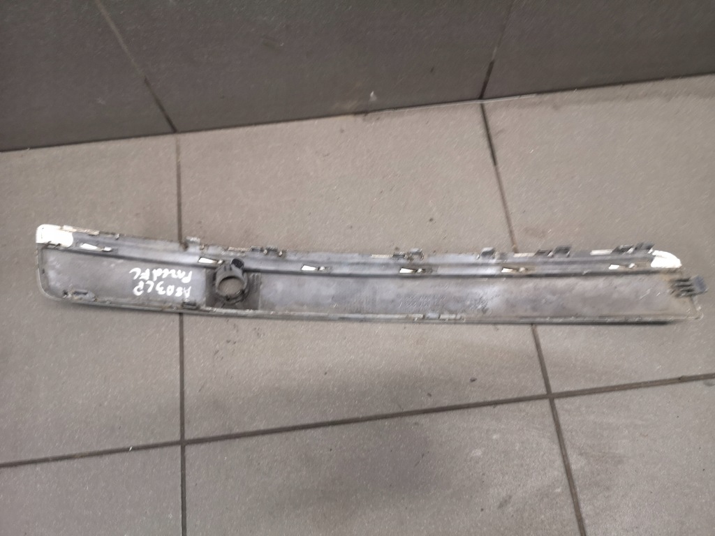 фото №11, Молдинг бампера ліва audi a8 d3 білий 4e0807223a