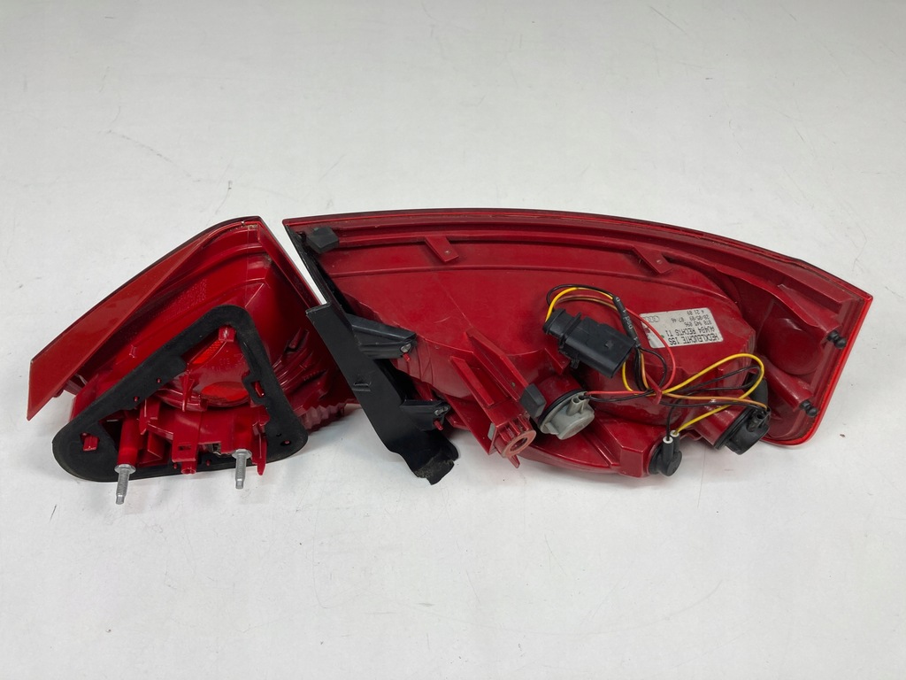 фото №14, Лампа правая задняя audi a5 8t0