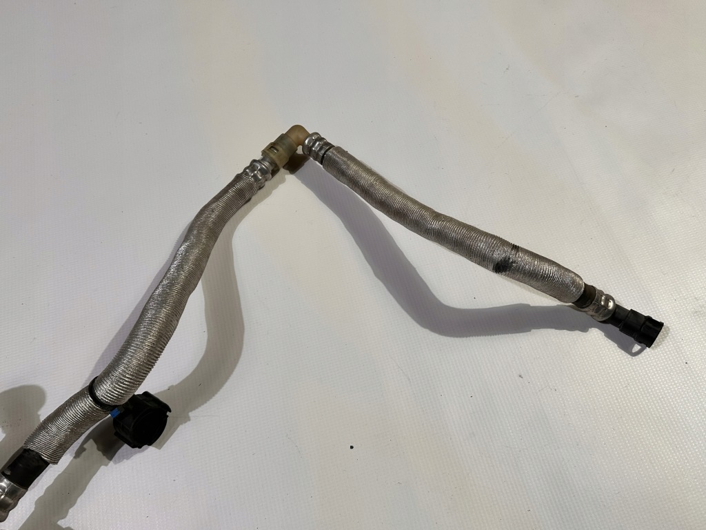 Шланг пабтрубок  трубка радиатора коробки передач ford explorer 2.3 2020+ с Разборки