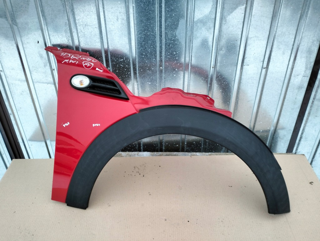 Купити Крило перед правий mini r56 r57 рестайлінг  2010-2013 851 red chili