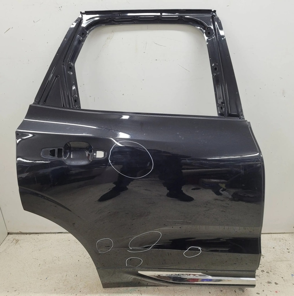 Купить Volvo xc60 2 2 17- дверь задний  задние правое fv