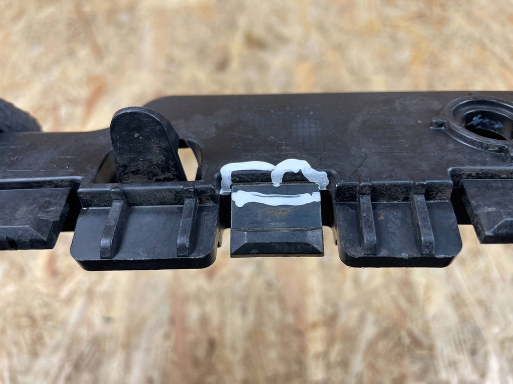 фото №7, Кронштейн напрямна поріг крила перед лівий volvo s90 v90 31386127 2016-