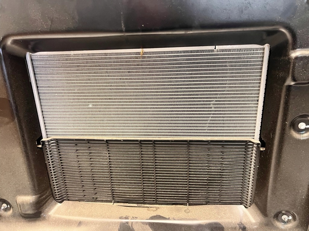 Радіатор комплект вентилятор renault master iii 3 iv 4 z.e. e-tech Доставка