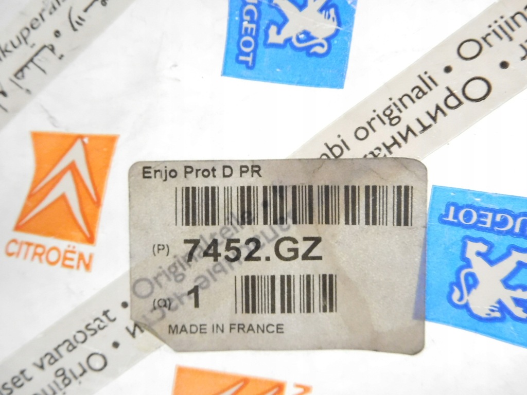 фото №9, Молдинг бампера правый перед peugeot 307 оригинальный номер 7452.gz