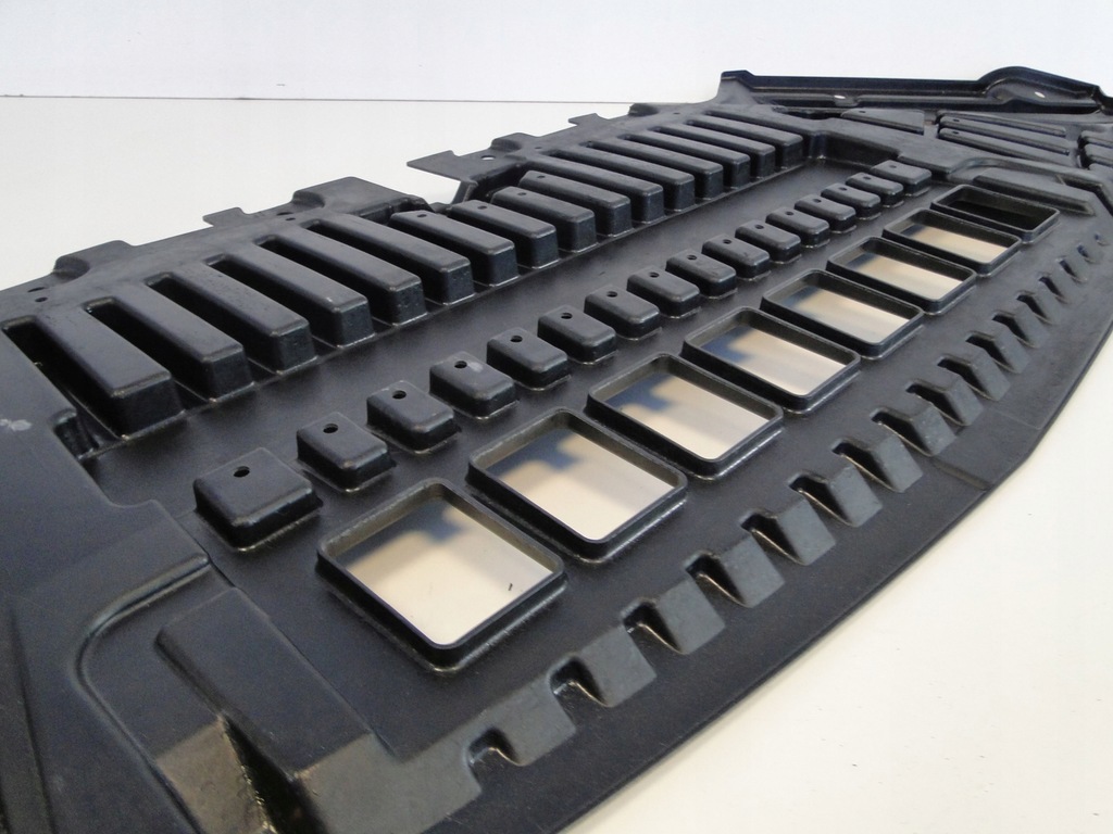 фото №11, Mercedes w212 212 защита pod бампер 63 amg 4matic