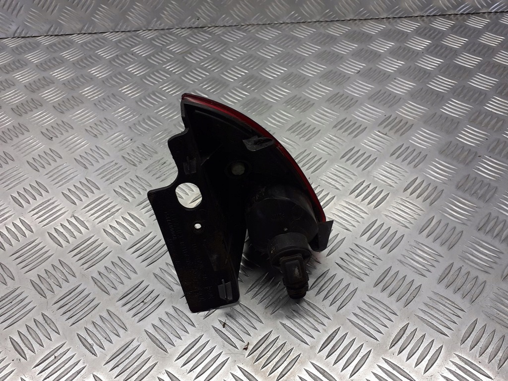 фото №2, Лампа правий задня renault espace iv 8200027154