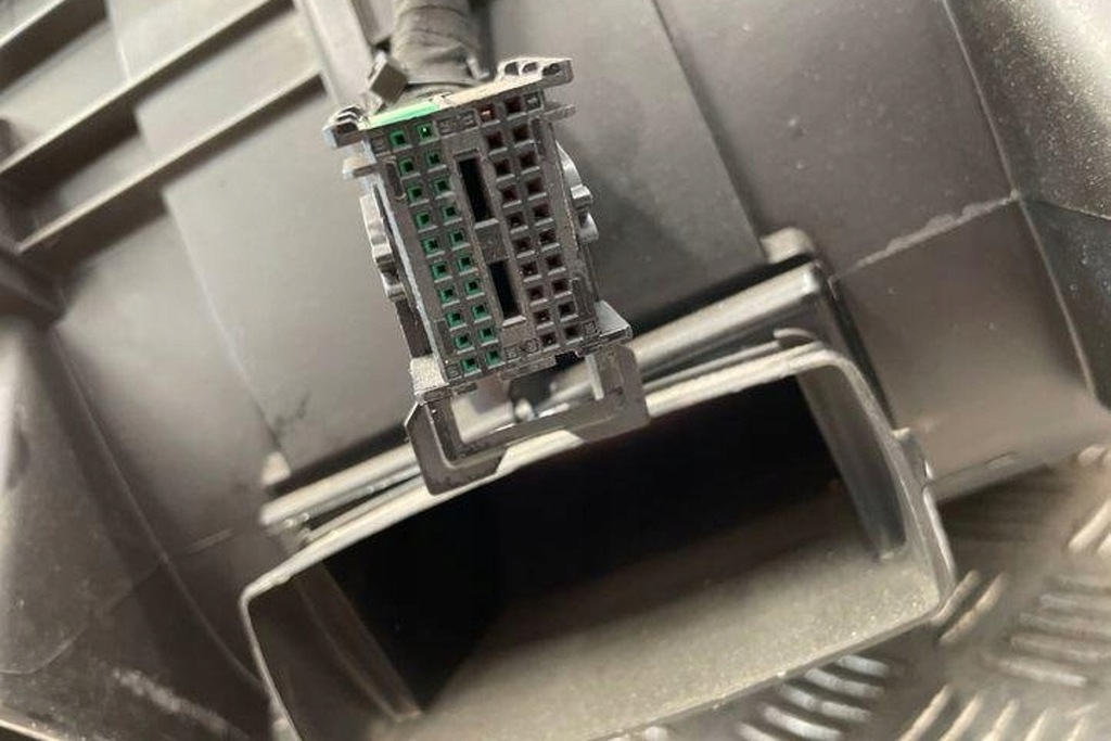 фото №9, Отопитель citroën c6 td_ 9657351180 2.72l дизель 150kw 2006