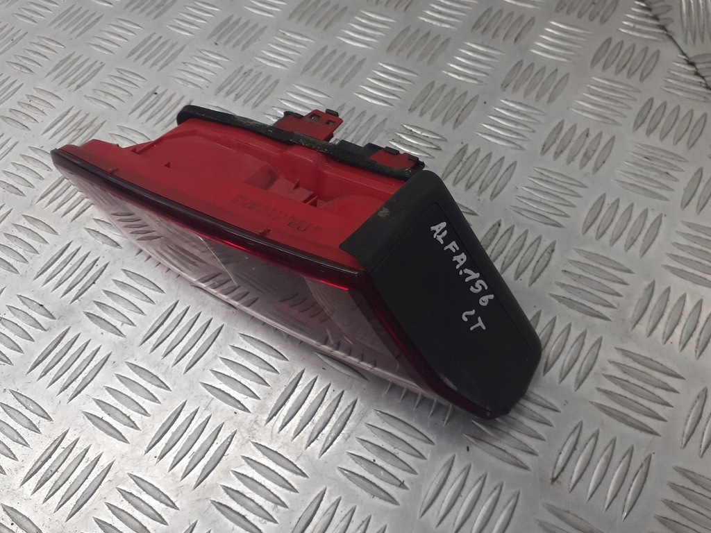 фото №3, Лампа левая задняя alfa romeo 156 sedan