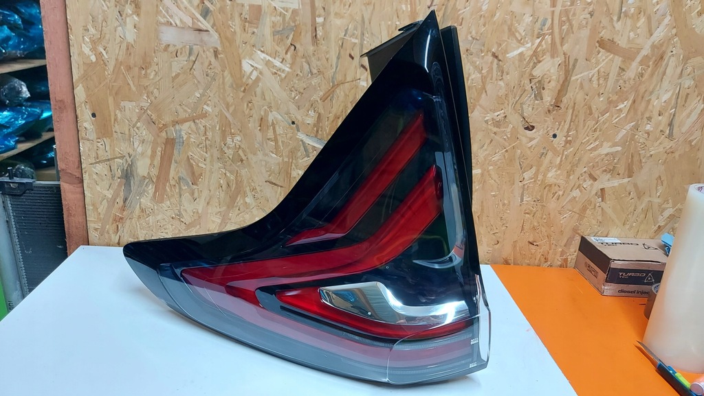 фото №1, Лампа левая левый l задняя задняя renault espace v 5 led 265558327r