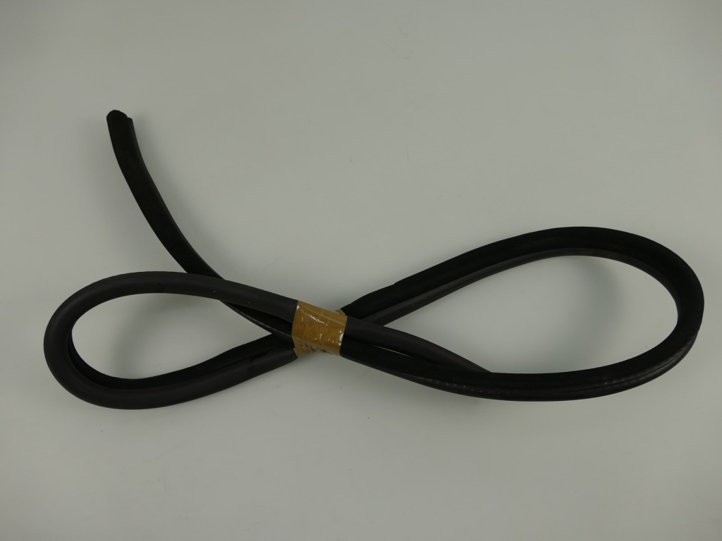 фото №1, Mercedes a209 w209 cabrio lift прокладка двері l