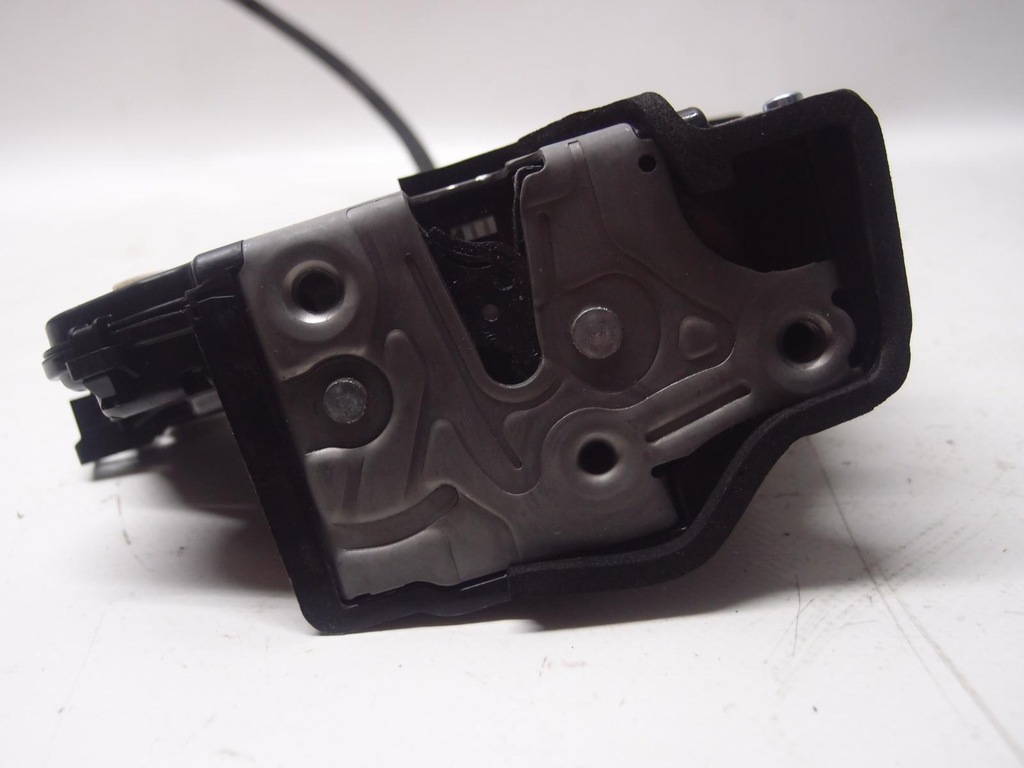 фото №7, Замок двері правий задня 5 pin seat arona