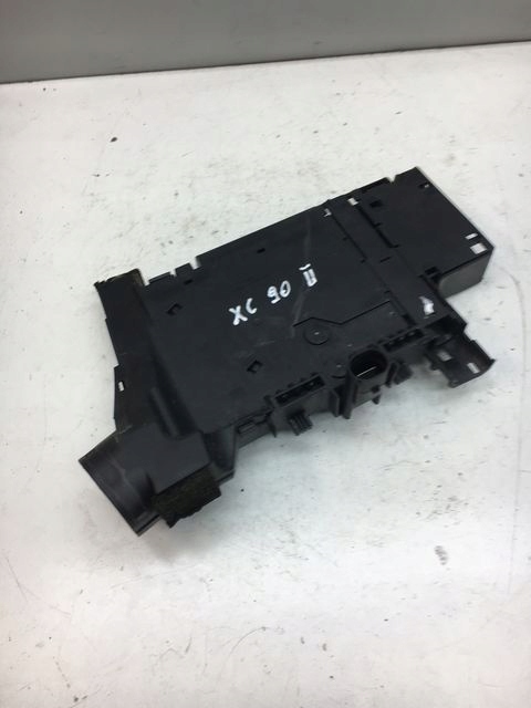 фото №1, Volvo xc90 коробка предохранителей 31398096