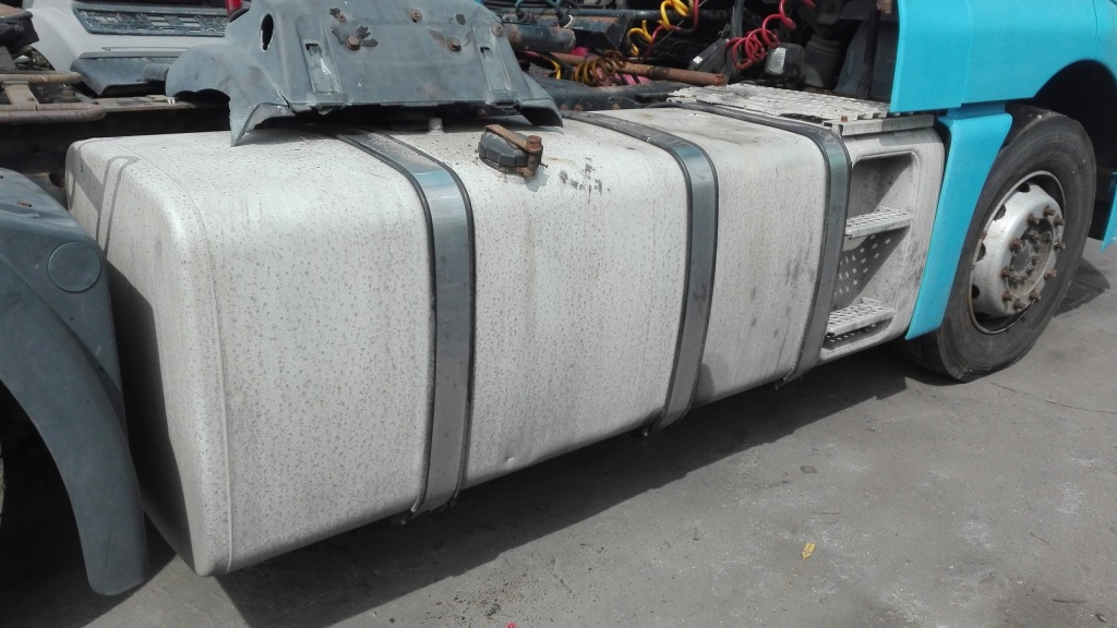 фото №1, Kompletny бак пального man tga tgx 910 l