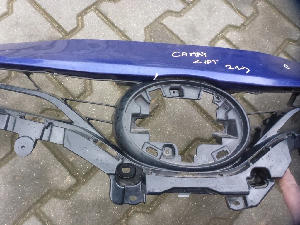 фото №10, Toyota camry 8 viii lift 21- решётка радиатора решётка радиатора бампера оригинал