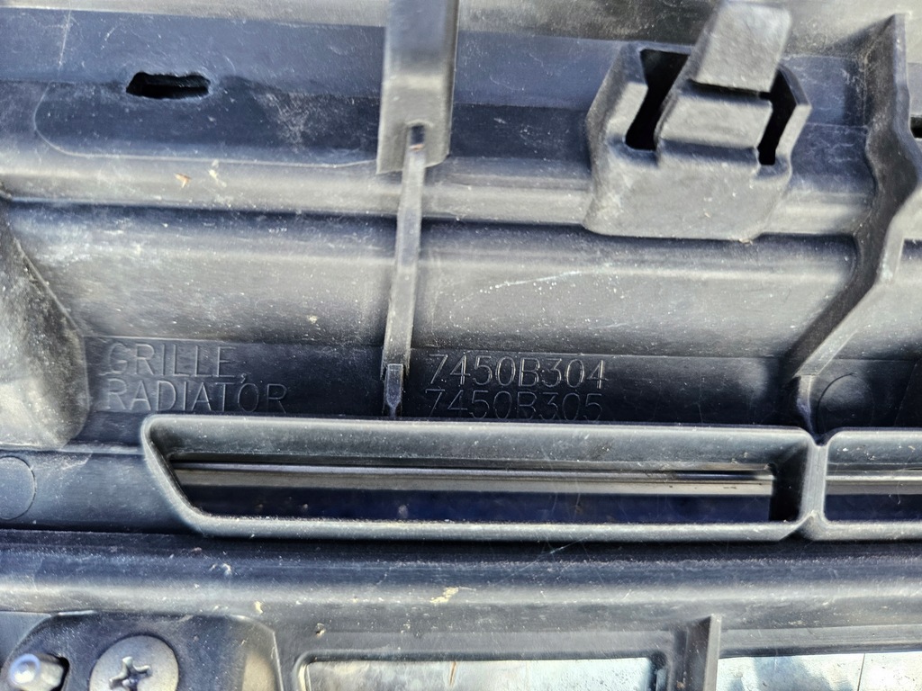 фото №7, Mitsubishi outlander iii lift 18- решётка радиатора решётка радиатора