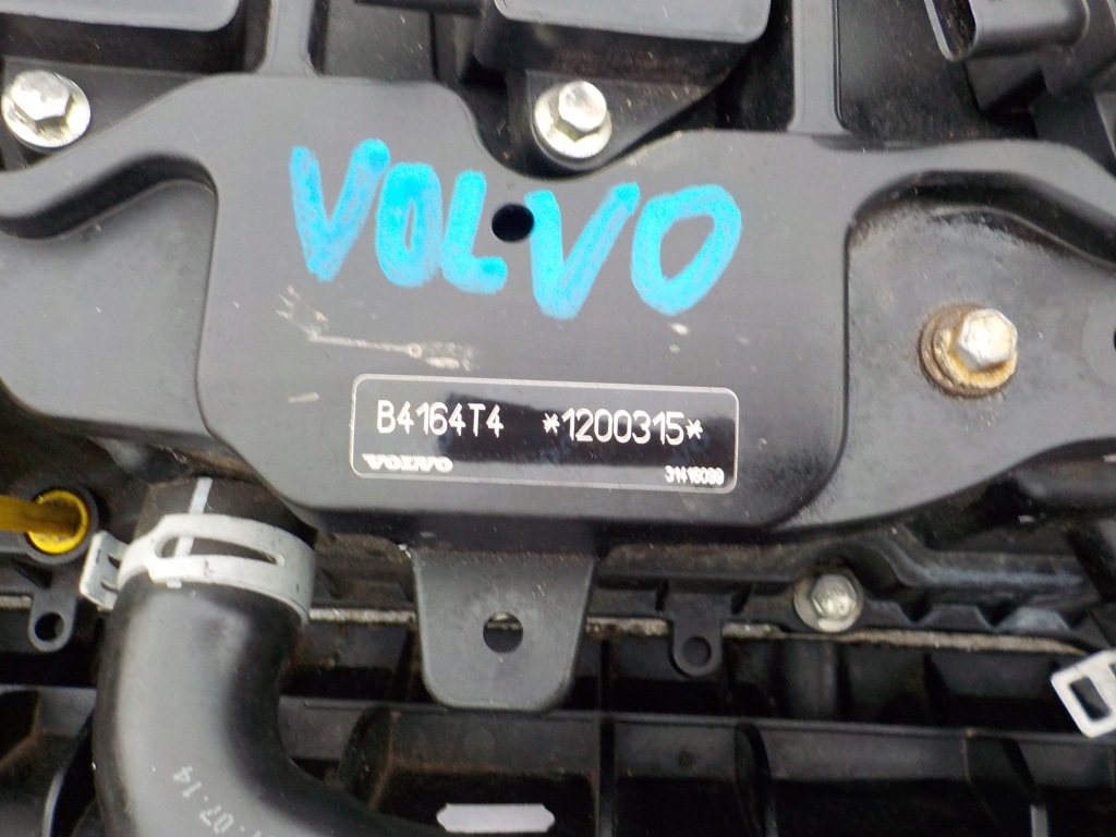 Volvo v40 2 14r 1.6 turbo двигатель b4164t4 комплектный  новый грм в Украине