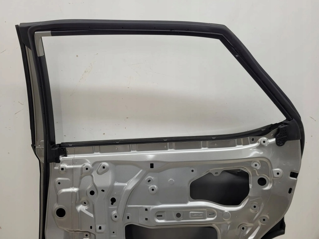 Lexus rx iv 4 15+ дверь задняя задняя правое  fv в Украине