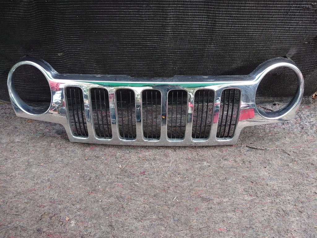 фото №1, Решётка радиатора решётка радиатора радиатора хром jeep liberty cherokee