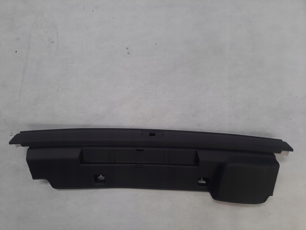 Купить Audi q7 4m накладка порог край багажника 4m0864483c