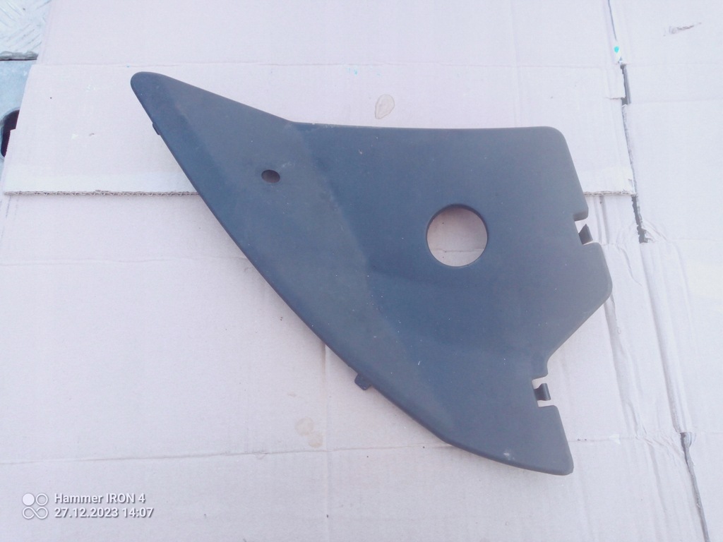 фото №1, Заглушка правая лампы, накладка citroen ds5 11-18r. bdb 9800525777