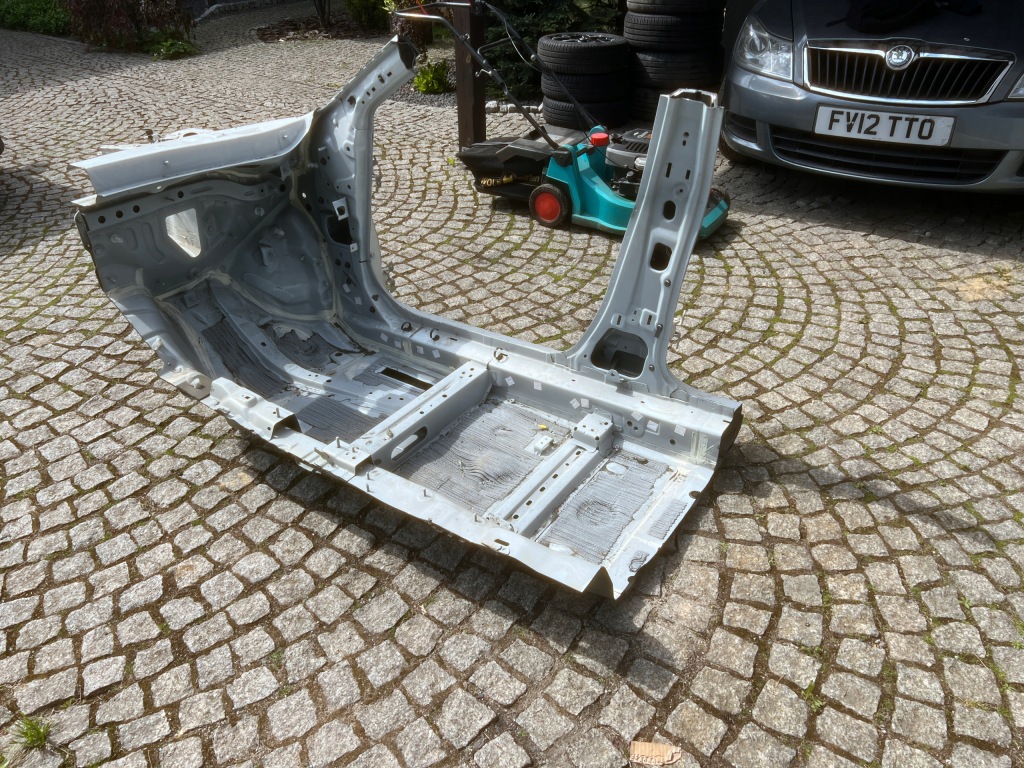 фото №3, Чверть лонжерон поріг підкрилок правий перед mazda iii bm