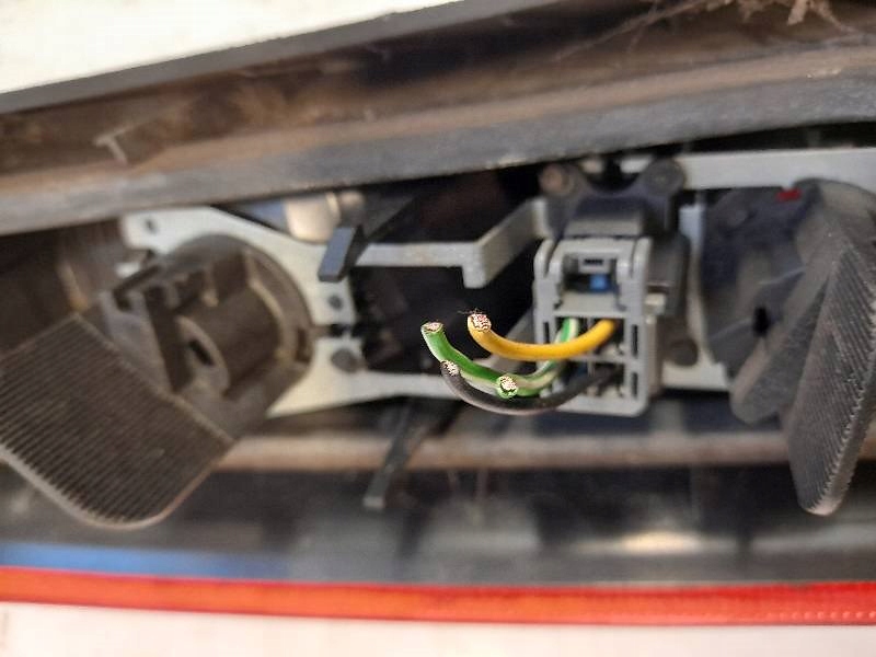 фото №2, Лампа правая задняя góra volvo v70 ii 2