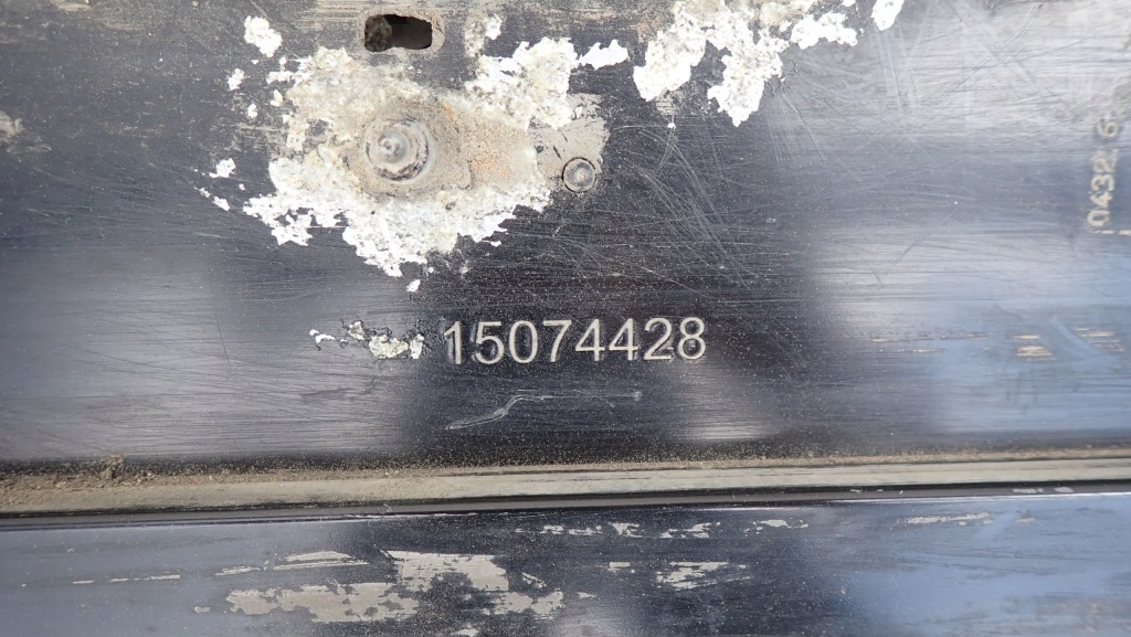 Кронштейн радиатора cadillac escalade ii 15074428 с Разборки