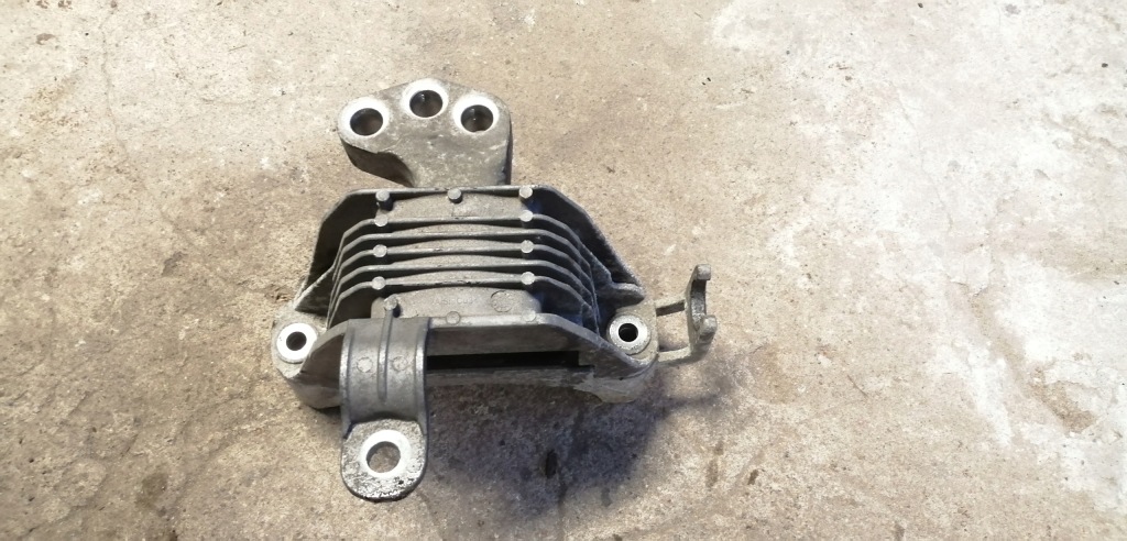 фото №1, Opel astra iv j 1.7 cdti подушка двигателя