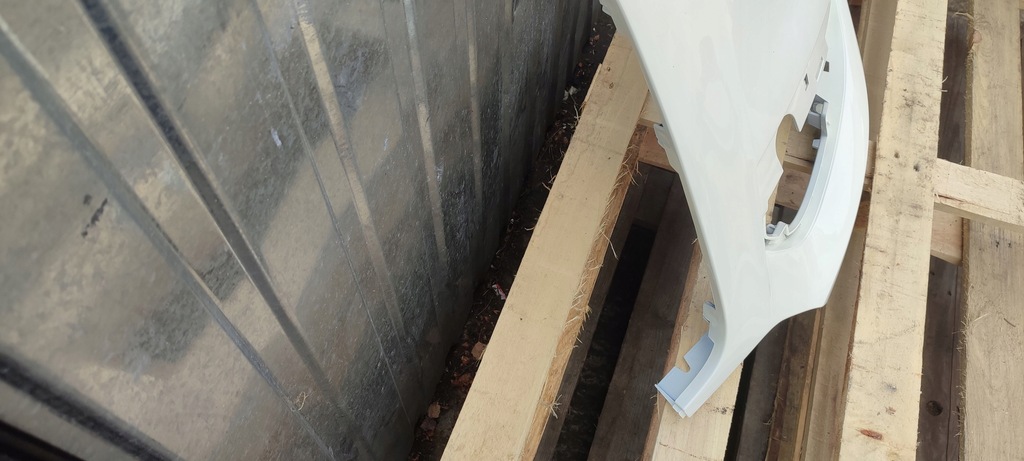 фото №8, Уголок бампера левый перед audi q3 8u przedlift 06.11-02.15r ксенон ls9r