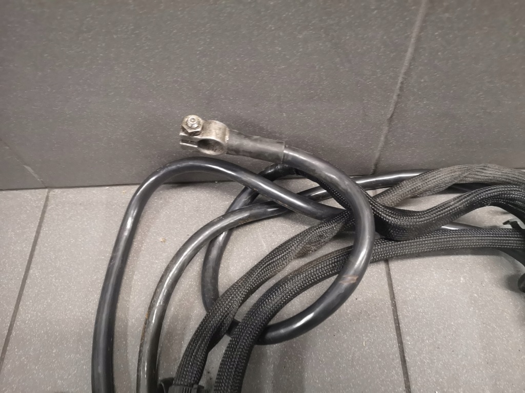 фото №7, Шланг акумулятор audi rs6 c5 avant 4b7971225h