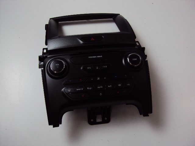 фото №1, Панель керування радіо ranger wildtrak 3.2 tdci fl