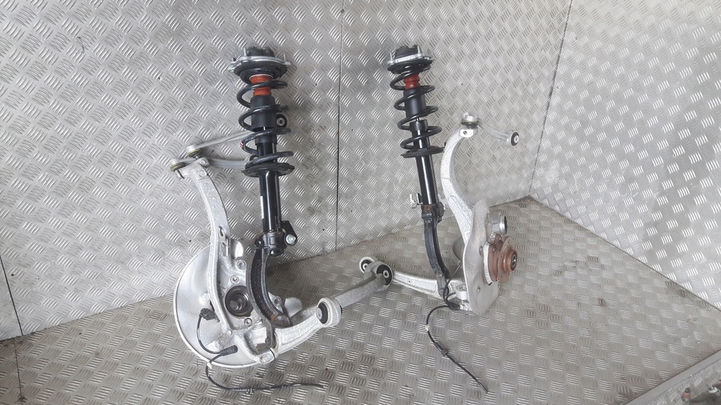 фото №1, Audi a6 c7 4g lift поворотный кулак амортизатор подвеска перед правая левая