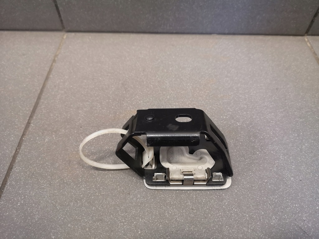 фото №7, Кронштейн кронштейн крепление шторка audi a6 c6 avant 4f9861735