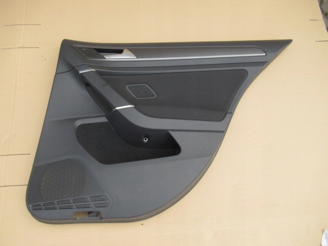 фото №1, Обшивка обивка дверь правый задняя vw golf vii