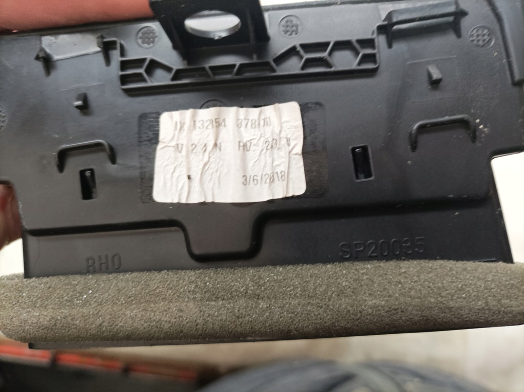 фото №5, Ford mustang 15- решётка обдув правая