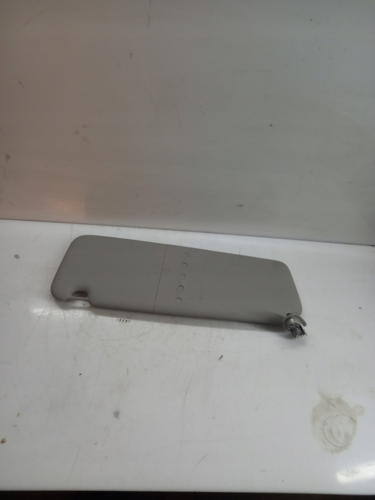 Купити Накладка сонцезахисна ліва renault trafic iv