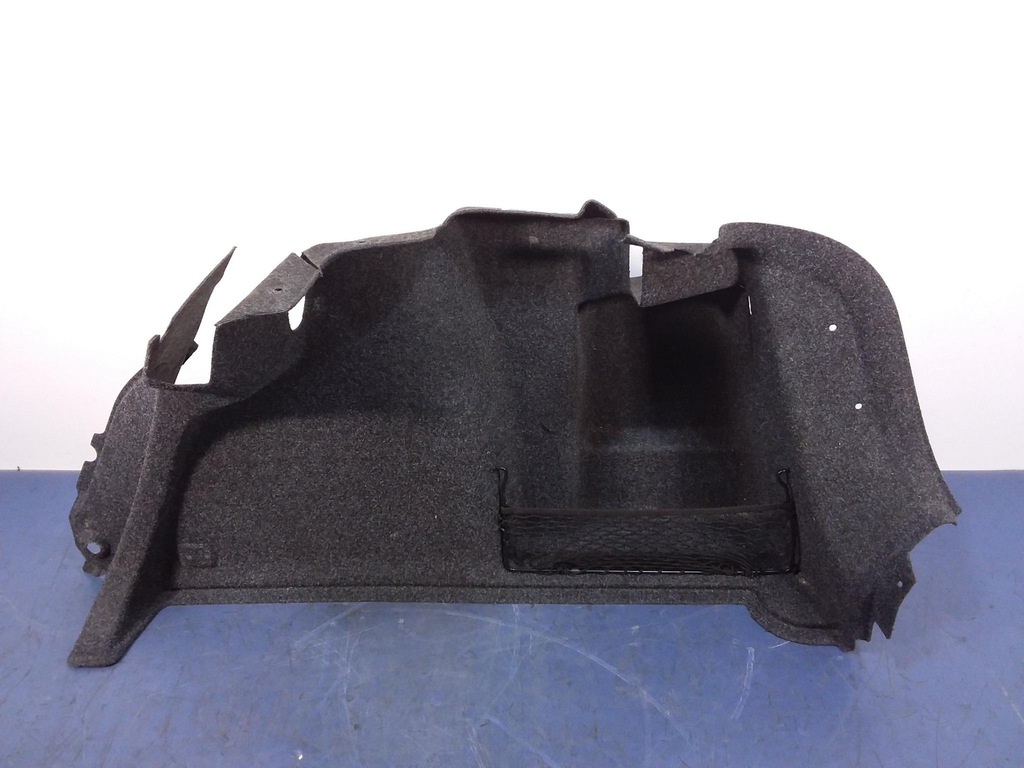 фото №1, Vw jetta vi оббивка обшивка багажника правий