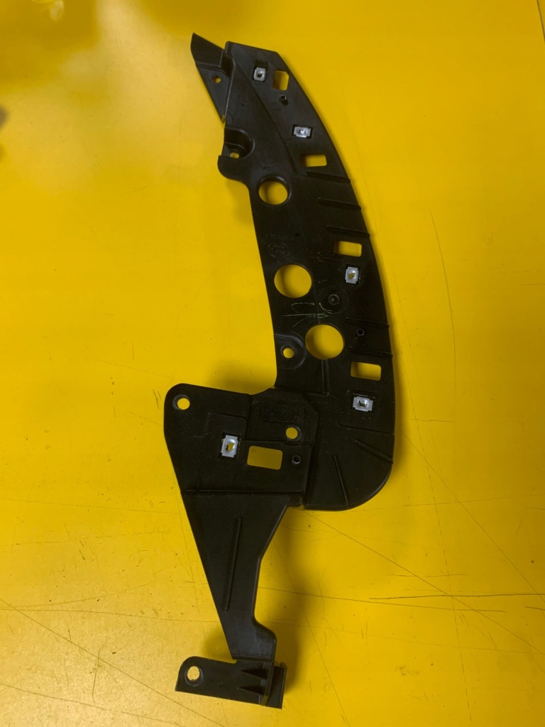 фото №1, Левый кронштейн каркас панели jeep wrangler jl