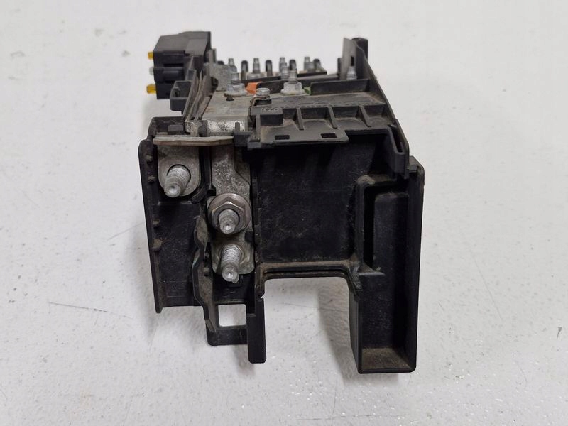 Peugeot 3008 1 1 модуль предохранитель аккумулятор 9810872780 с Разборки