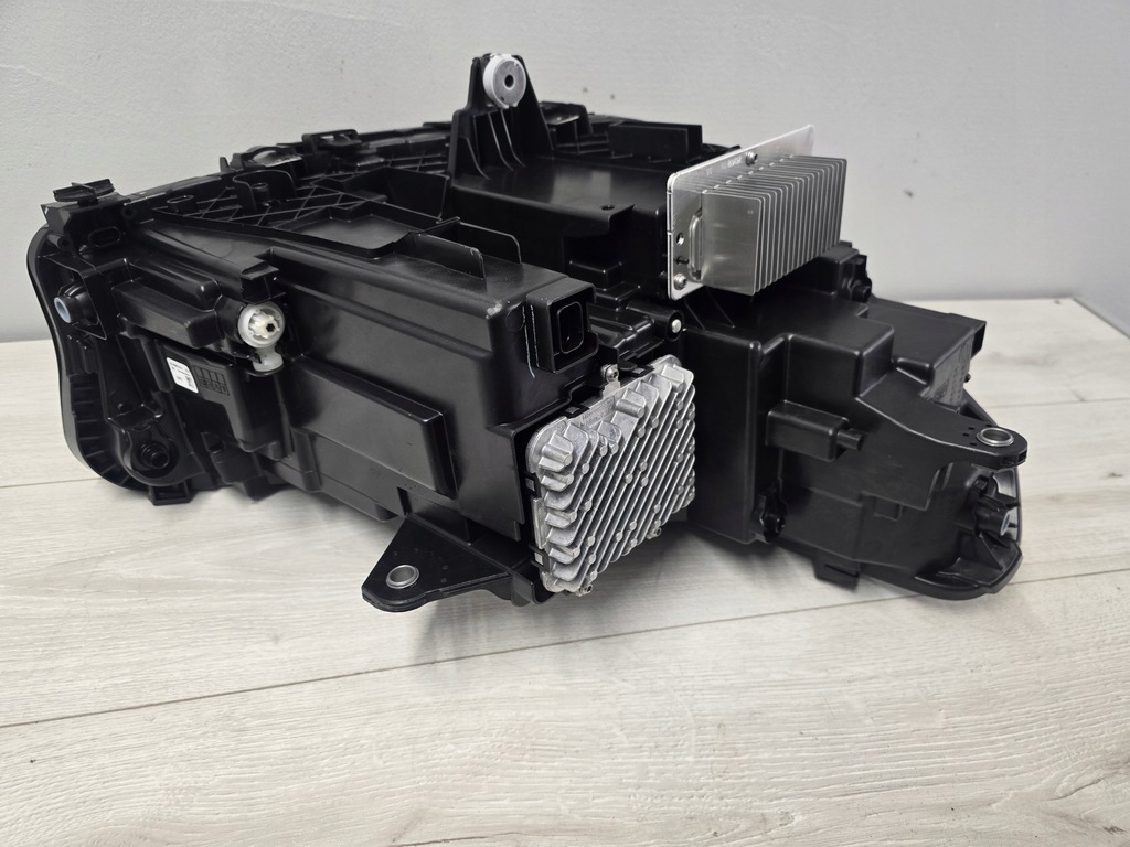 фото №9, Лампа ліва bmw x1 u11 usa shadow black адаптивний led комплектна