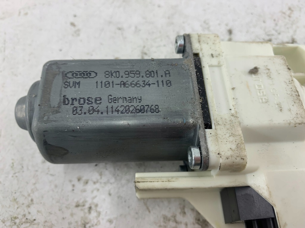 фото №4, Audi a4 a5 моторчик скло лівий перед 8k0959801a